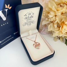 Cargar imagen en el visor de la galería, Collar Corazón de Madre
