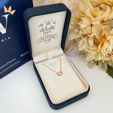 Cargar imagen en el visor de la galería, Collar Corazón Tierno