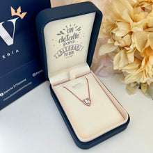Cargar imagen en el visor de la galería, Collar Corazón Brillante