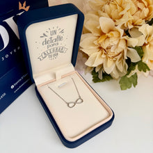 Cargar imagen en el visor de la galería, Collar Infinite Silver