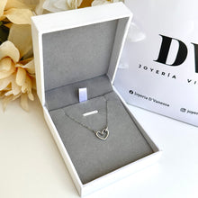Cargar imagen en el visor de la galería, Collar Corazón Noble
