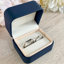 Cargar imagen en el visor de la galería, Amor Innegable
