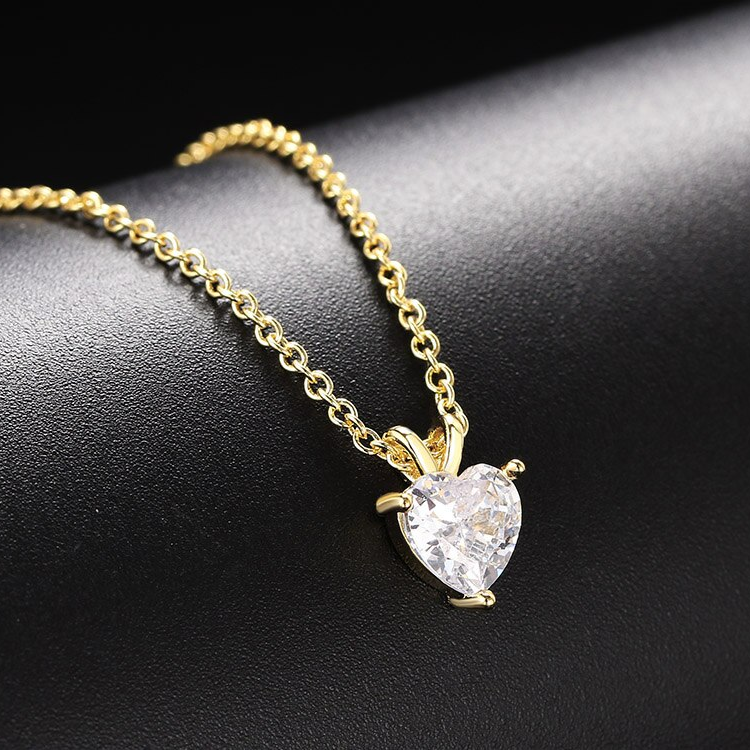 Collar Corazón Limpio