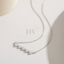 Cargar imagen en el visor de la galería, Collar Corazón Adherente
